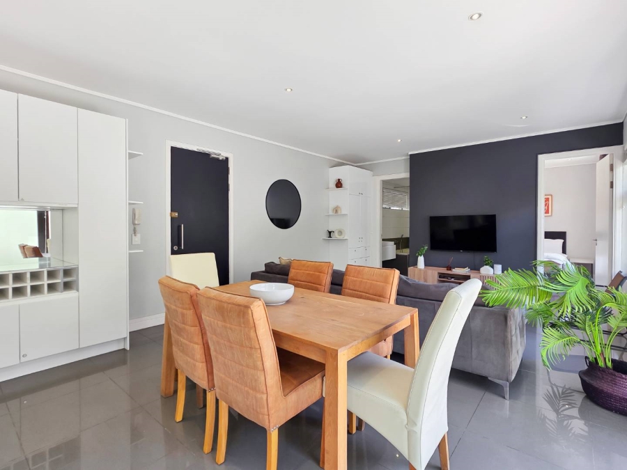 2 Bedroom Property for Sale in Green Point Western Cape